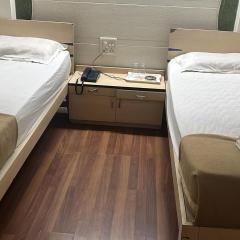 Hotel De Rajnigandha