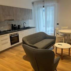 Black Swan Apartment