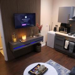 Spacious High street Apartment