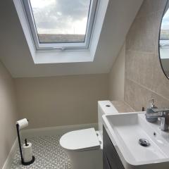 2 Bedroom Apartment near Rossaveel