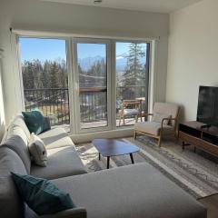 Oso Skyview Suite - DT modern 2 bed, 2 bath