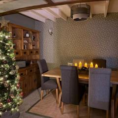 3 Bed in Llanbedr-y-Cennin oc-t32617