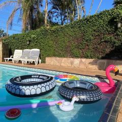 Sitio em Aracariguama com Piscina e Churrasqueira