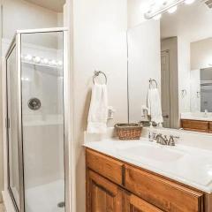 Tee Time Oasis at Blackrock - Family Friendly