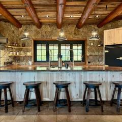 6BD 7BA Skadi Gista 7200sqft perfect for large groups