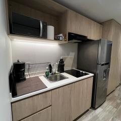 Cozy Winter Getaway w Pool & Gym, Beach Nearby Beach