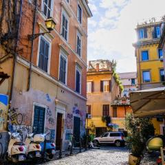 Elegantis Trastevere Comfortable Apartment in the Heart of Historic City
