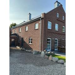 The Linnebargs, House 1