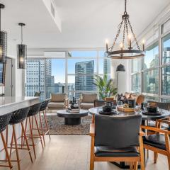 Manhattan Right Next to Stampede Grounds DT