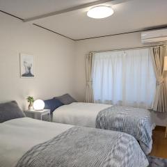 ann近島 無料駐車場2台 階段なし安心の平屋貸切 ファミリーやグループ旅行に最適