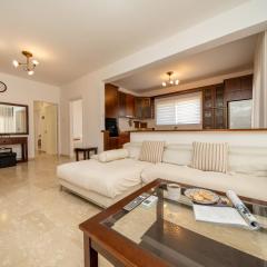 3 bedroom flat central, beach, walking streets