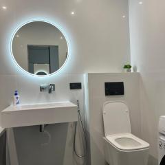 Сучасні апартаменти в новому ЖК Great House,район автовокзалу,центр,поруч обласна лікарня,парковка,автономне опалення,два окремі місця