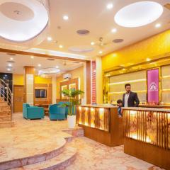 Hotel Golden Oasis - 5 Minute Walk from New Delhi Railway Station