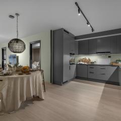 Modern apartment with nature and mountain views close to city!