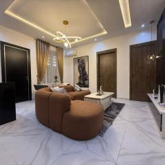 Tastefully Furnished 2Bed Apartment