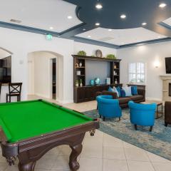 Sunny Marina Del Rey Apartment- Hot Tub, Game Room, BBQ, Projector