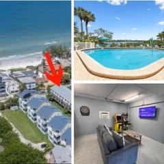 Oceanview Beach Retreat - Pool & Game Room - Steps to Beach - Sleeps 8