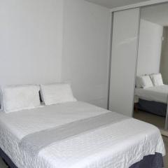 Ap 2 quartos em frente ao Campim Dourado Shopping