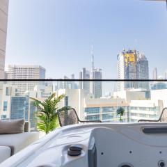 Luxury Suite - Private Jacuzzi & Burj Khalifa View