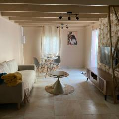 Appartement dans le quartier de terre sainte elona