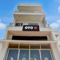 Hotel O FOUR SEASONS P. GUEST HOUSE