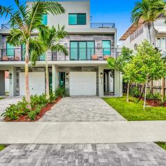 New 4BR w Pool Walk to Las Olas 5mins to Beach