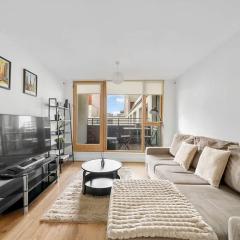 Modern & Spacious Apt In London Business Centre