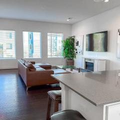 3- Story Downtown Houston Home- Heart of Houston