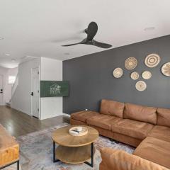 Boho Ferry- Mins from Credit One- Pet Friendly