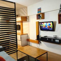 Estudio Moderno en Peña con Balcón y Pileta