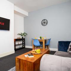 Modern 2BR Jesmond Flat Near Train, Fast WiFi & Smart TV!