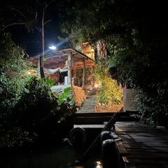 casa colibri cañón de rio dulce