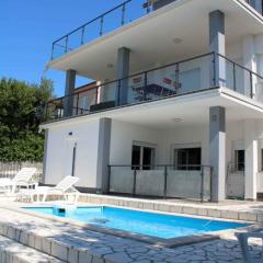 Apartment in Novi Vinodolski 55012