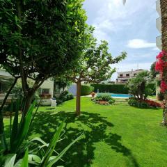 Apartamento cómodo con terraza a 200 m de la playa - HISP-236-176