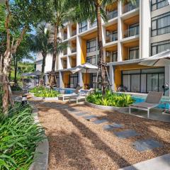 Wyndham Garden 1220 Modern Studio Next to Naithon