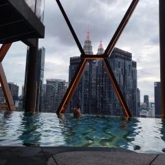 Scarletz Suites KLCC Inifinity Pool by Ixora