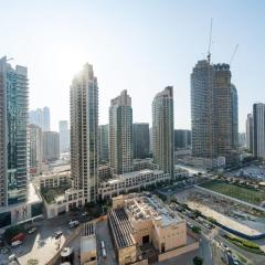 Royal Luxury one br dowtown burj khalifa dubai mall opera posh