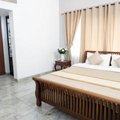 PATHIRAMANAL Service Villas