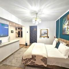 ATTRAIT Studio L'Atelier Vert view and terrace