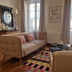 Escale citadine au centre d'Avignon, climatisation, appartement de charme, spacieux et lumineux