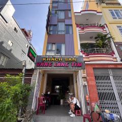 Khách sạn Bằng Lăng Tím