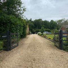 Rural Countryside Wellness Retreat Alpacas, Woods and Chickens with a Fire in Dorset