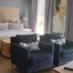 112 Luxury Studio at The Gallery