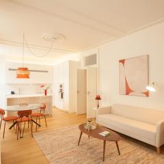 FLH Downtown Central Minimalist Apartment