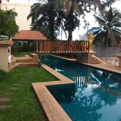 Executive Residence 2