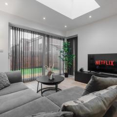 The Ideal Urban 4BR - COOP - Etihad - Parking - EV