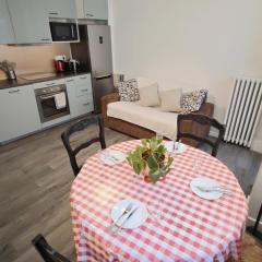 Notre Dame in Latin Quarter Stylish Flat for 6