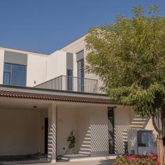 EChOmes - Resort-Style 4BR Villa - Arabian Ranches 3