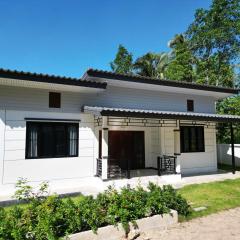 BAAN PAHK JAI by Dragon hut