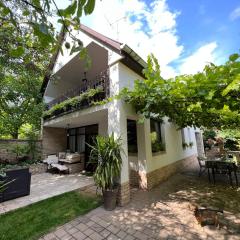 Pancsoló Rigó & Mérges Harkály Apartments